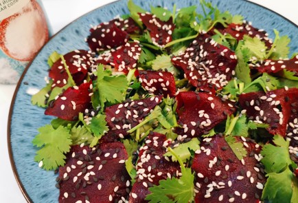 Фото шага рецепта Салат из свеклы с моцареллой 175416 шаг 5  