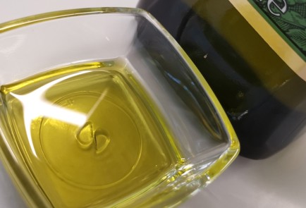 Фото шага рецепта Салат из свеклы с моцареллой 175416 шаг 8  