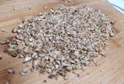 Фото шага рецепта Салат из свеклы 190489 шаг 7  