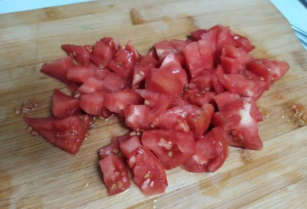 Фото шага рецепта Салат из свежих овощей 190124 шаг 3