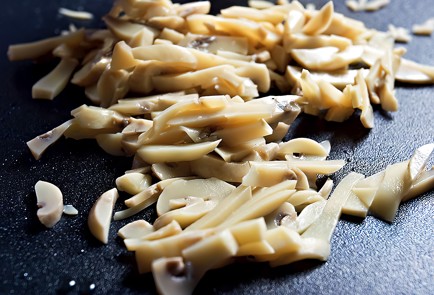 Фото шага рецепта Салат из телячьего языка 15681 шаг 2  