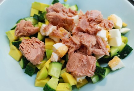 Фото шага рецепта Салат из тунца 186791 шаг 10  