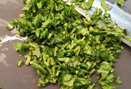 Фото шага рецепта Салат из тунца 187108 шаг 6