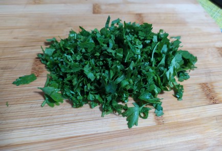 Фото шага рецепта Салат из запеченных перцев 189744 шаг 4  