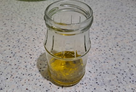 Фото шага рецепта Салат из зеленых овощей с яблоком авокадо и медовогорчичным соусом 188277 шаг 9