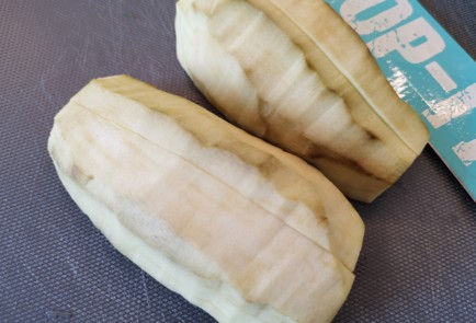 Фото шага рецепта Салат из жареных баклажанов 186787 шаг 2  