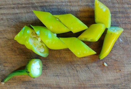 Фото шага рецепта Салат из жареных на сковороде баклажан с ореховым соусом 190122 шаг 10  