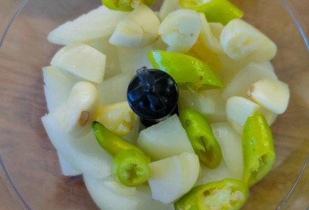 Фото шага рецепта Салат из жареных на сковороде баклажан с ореховым соусом 190122 шаг 11  