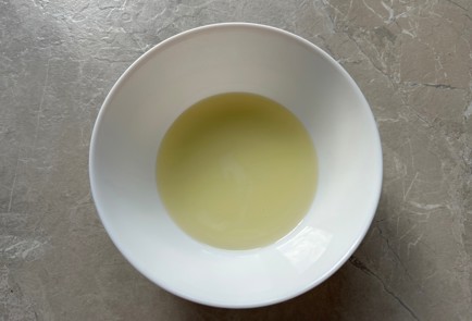 Фото шага рецепта Салат капрезе 190024 шаг 2  