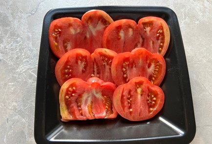 Фото шага рецепта Салат капрезе 190024 шаг 6  