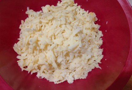 Фото шага рецепта Салат Мимоза 175276 шаг 7  