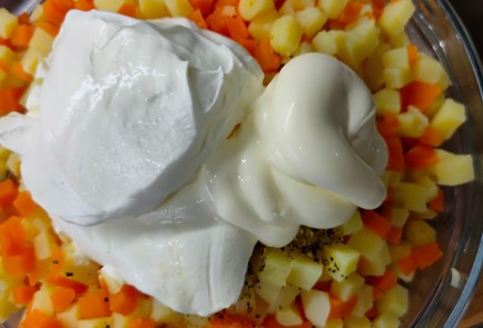 Фото шага рецепта Салат оливье побыстрому 175128 шаг 18  