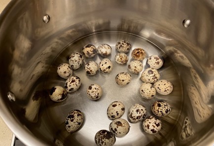 Фото шага рецепта Оливье с вустерширским соусом 175346 шаг 4  