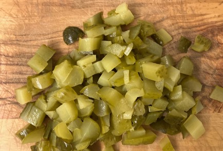 Фото шага рецепта Оливье с вустерширским соусом 175346 шаг 6  