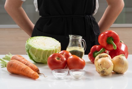 Фото шага рецепта Салат осенний на зиму 174107 шаг 1  