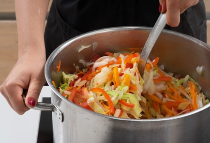 Фото шага рецепта Салат осенний на зиму 174107 шаг 7  