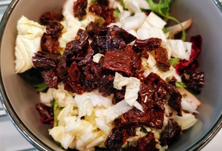 Фото шага рецепта Салат понеаполитански 174933 шаг 5  