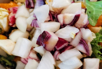 Фото шага рецепта Салат понеаполитански 174933 шаг 8  