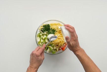 Фото шага рецепта Салат с ананасом 151438 шаг 8  