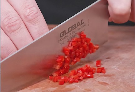 Фото шага рецепта Салат с арбузом и редиской 174108 шаг 4  