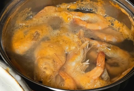 Фото шага рецепта Салат с авокадо 188833 шаг 1  