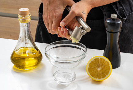 Фото шага рецепта Салат с баклажанами и помидорами 189951 шаг 8  