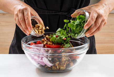 Фото шага рецепта Салат с баклажанами и помидорами 189951 шаг 9  