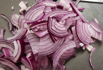 Фото шага рецепта Салат с базиликом 191039 шаг 4  