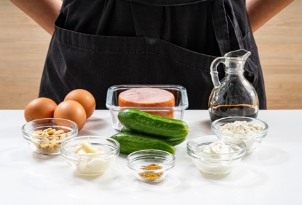 Фото шага рецепта Салат с яичными блинчиками 188136 шаг 1  