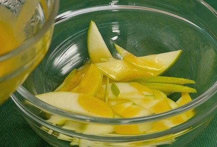 Фото шага рецепта Салат с брюссельской капустой и гранатом 114462 шаг 6  