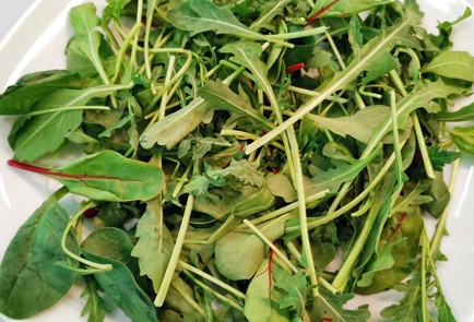 Фото шага рецепта Салат с черной икрой 174453 шаг 1  