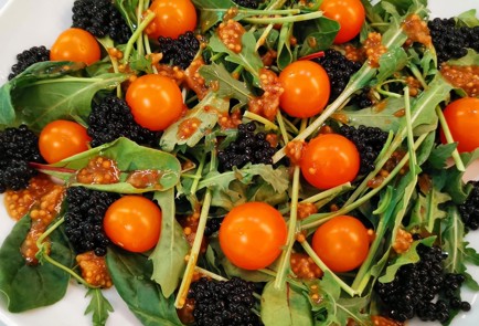 Фото шага рецепта Салат с черной икрой 174453 шаг 11  