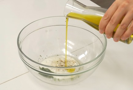 Фото шага рецепта Салат с дыней и голубым сыром 137106 шаг 1  