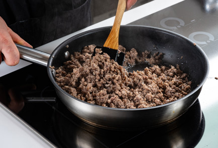 Фото шага рецепта Салат с фаршем покорейски 191189 шаг 6  