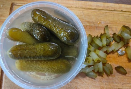 Фото шага рецепта Салат с фасолью соленым огурцом яйцом и картофелем 186506 шаг 3  