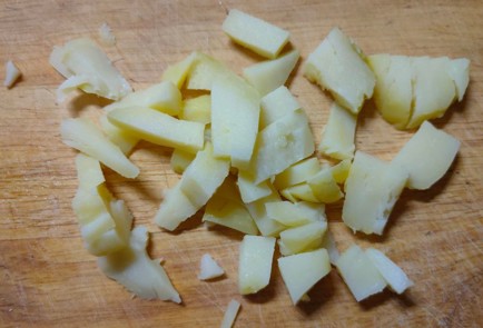 Фото шага рецепта Салат с фасолью соленым огурцом яйцом и картофелем 186506 шаг 9  