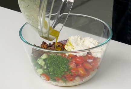 Фото шага рецепта Салат с фасолью 151487 шаг 8  