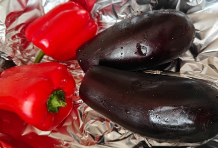 Фото шага рецепта Салат с гребешками и запеченными овощами 191213 шаг 1  