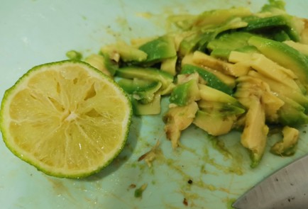 Фото шага рецепта Салат с грибами и яйцом 189099 шаг 7  