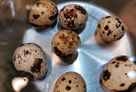 Фото шага рецепта Салат с грибами шимеджи и базиликом 152662 шаг 1  