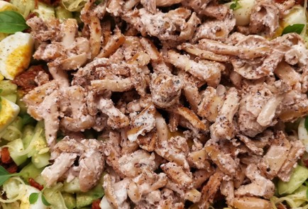 Фото шага рецепта Салат с грибами шимеджи и базиликом 152662 шаг 11  