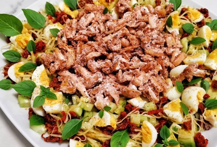 Фото шага рецепта Салат с грибами шимеджи и базиликом 152662 шаг 12  