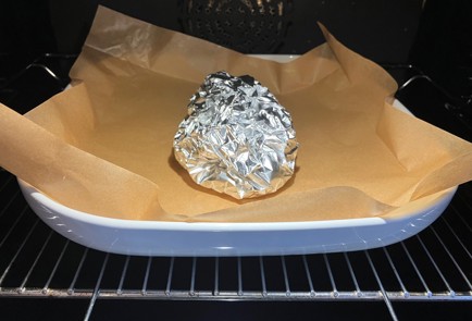 Фото шага рецепта Салат с грудинкой и базиликом 189741 шаг 6  