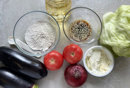 Фото шага рецепта Салат с хрустящими баклажанами 187058 шаг 1  