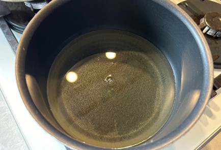 Фото шага рецепта Салат с хрустящими баклажанами 187058 шаг 7  