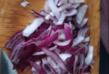 Фото шага рецепта Салат с кальмарами 174752 шаг 3  