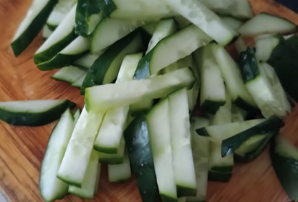 Фото шага рецепта Салат с кальмарами 174752 шаг 4  