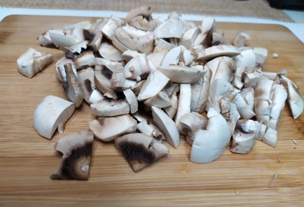 Фото шага рецепта Салат с кальмарами 190519 шаг 3  