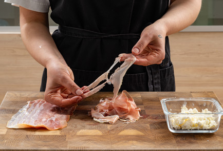 Фото шага рецепта Салат с клубникой 189153 шаг 5  