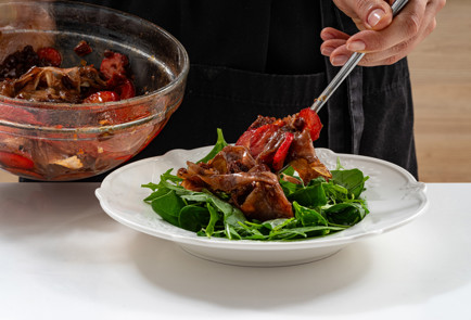 Фото шага рецепта Салат с клубникой 189153 шаг 9  